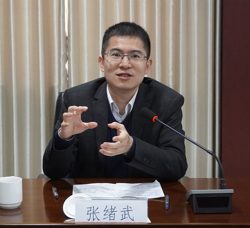 工信部原材料司建材處副處長張緒武一行蒞臨廈門標準砂調研指導